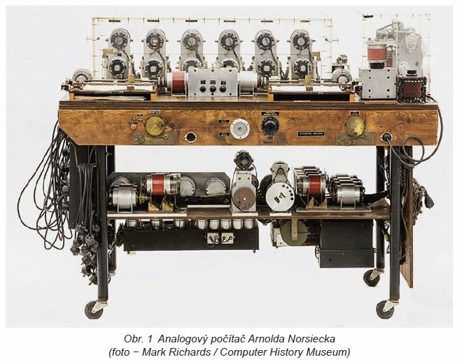 Analogový počítač Arnolda Nordsiecka